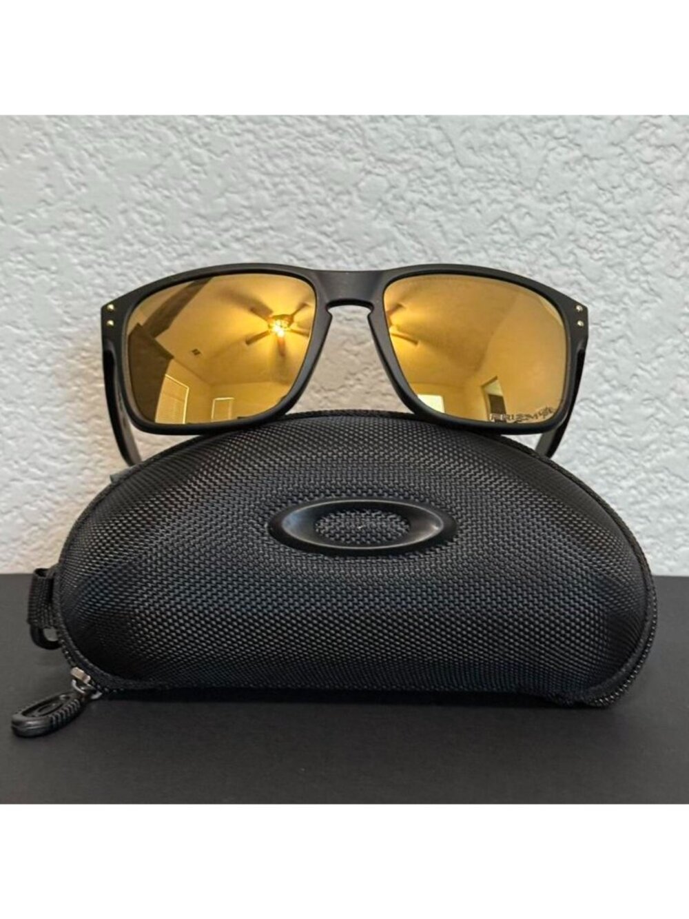 OO9102 Oakley Holbrook 24K Prizm Polarized Sunglasses - Picture 5 of 9